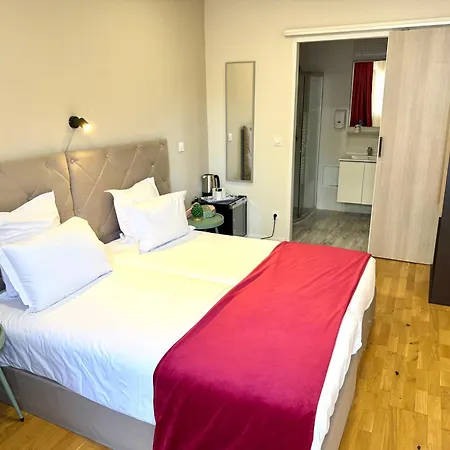 Отель La Citadelle 3*
